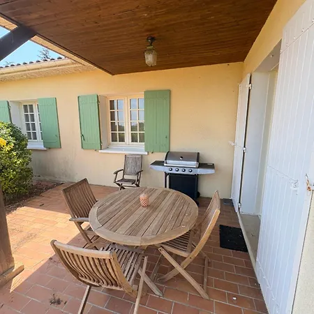 Sejour Au Calme Dans Un Domaine Viticole Feriehus